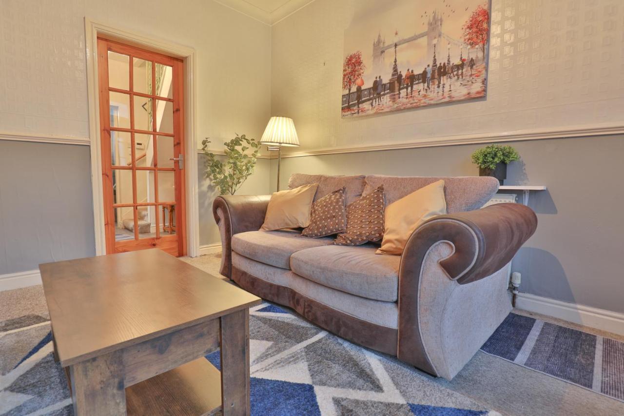 Devon St - Cozy Home, Free Easy Parking! Kingston upon Hull ภายนอก รูปภาพ